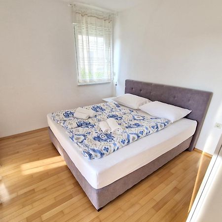 Apartments Vedran Punat Ngoại thất bức ảnh