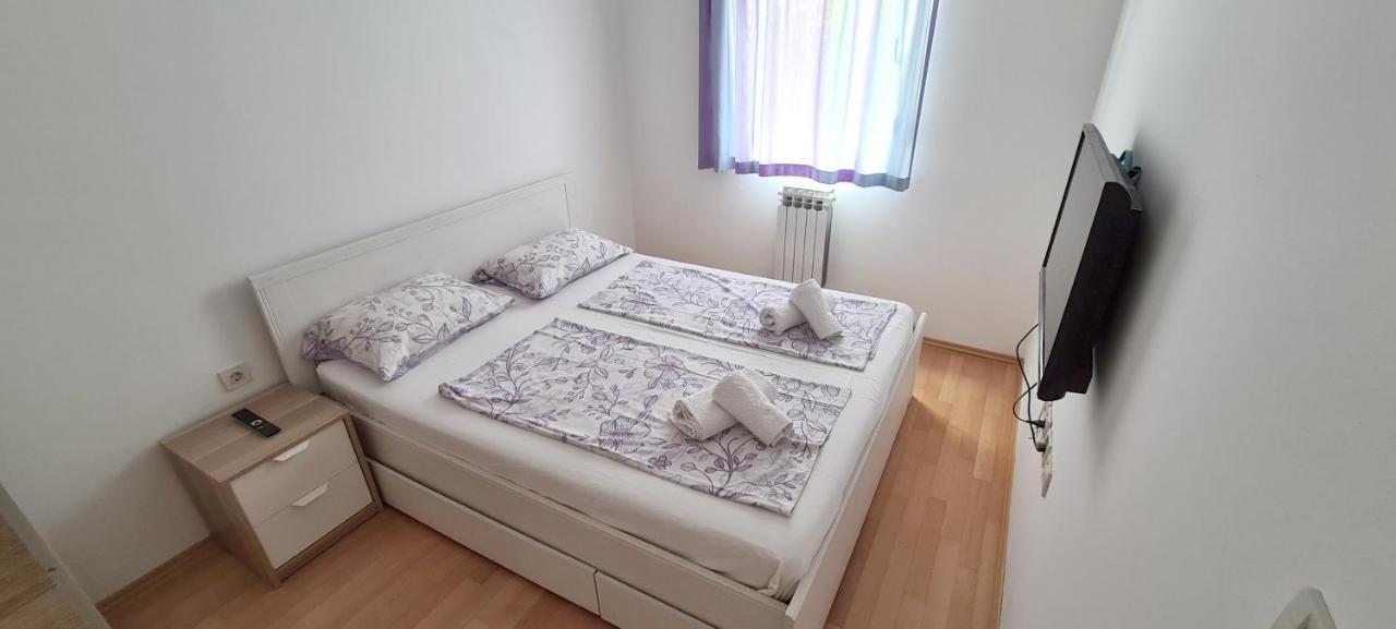 Apartments Vedran Punat Ngoại thất bức ảnh