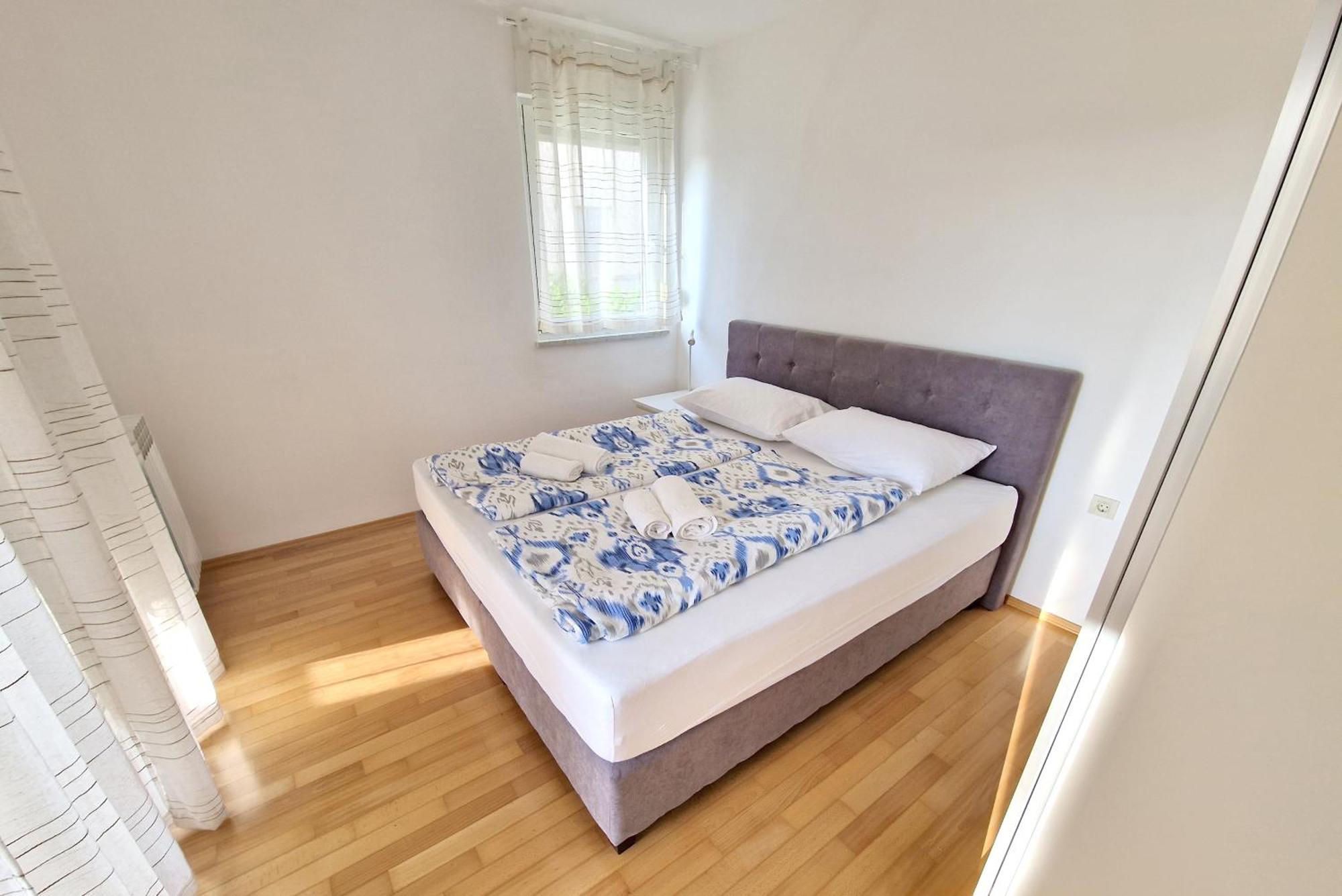 Apartments Vedran Punat Ngoại thất bức ảnh