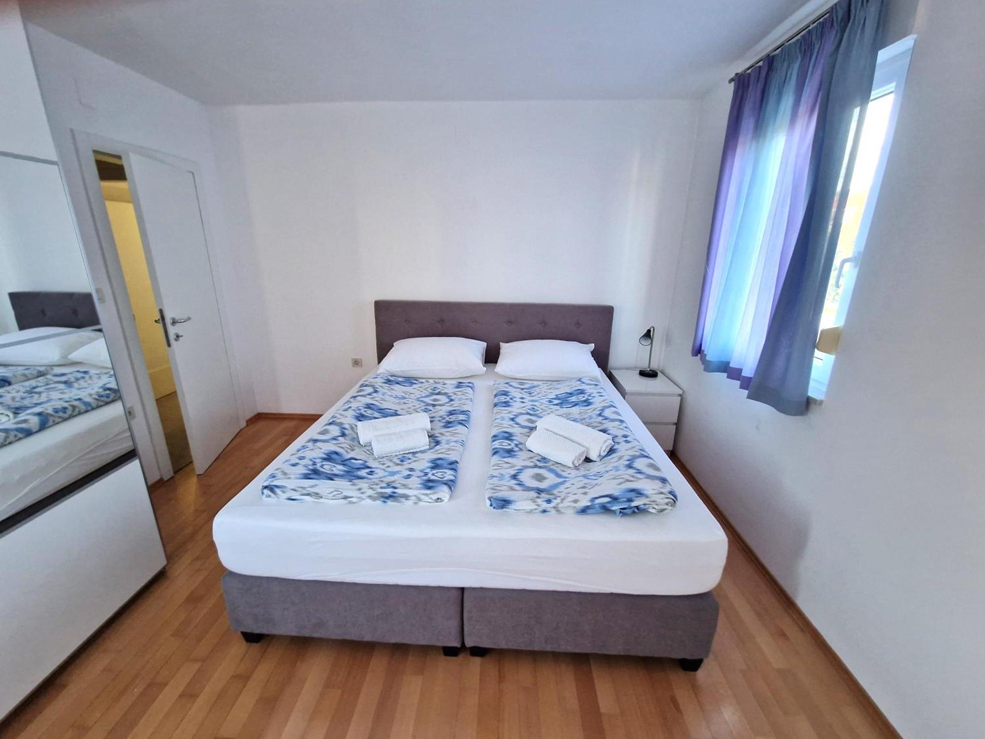 Apartments Vedran Punat Ngoại thất bức ảnh